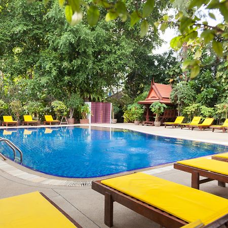 Tropica Bungalow Beach Hotel Patong Eksteriør billede