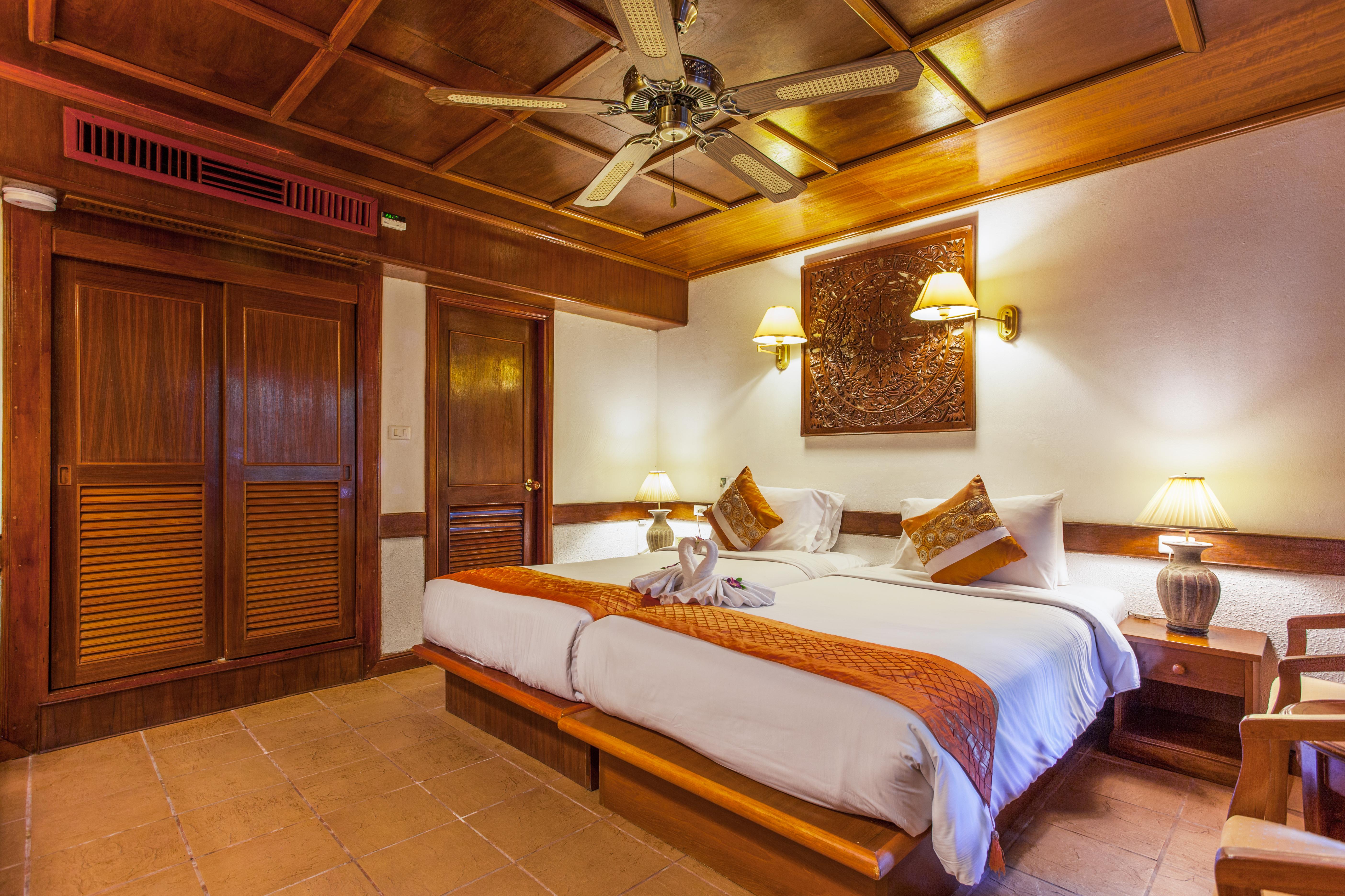 Tropica Bungalow Beach Hotel Patong Eksteriør billede