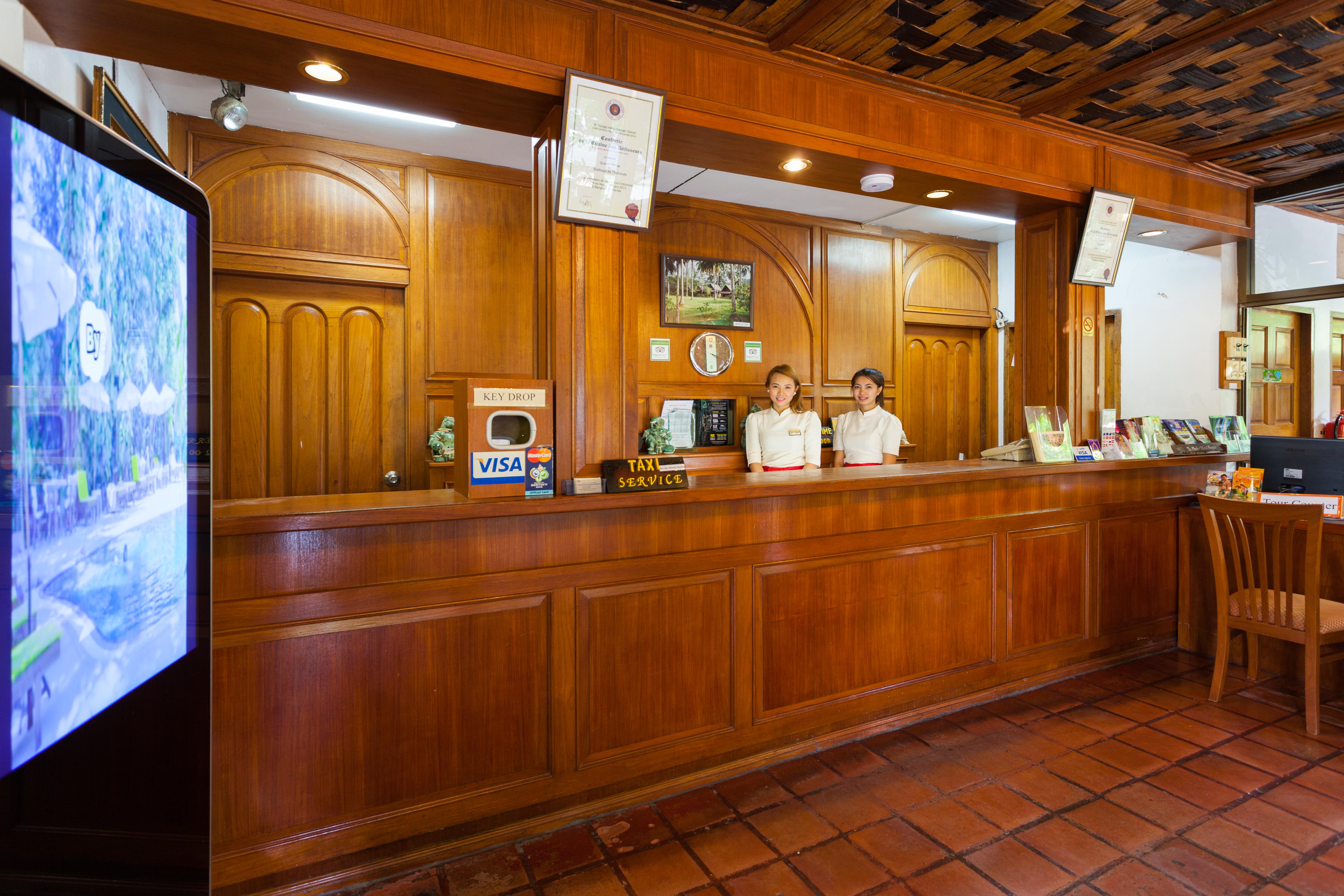 Tropica Bungalow Beach Hotel Patong Eksteriør billede