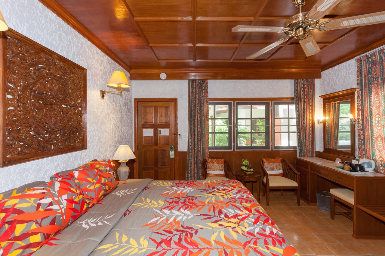 Tropica Bungalow Beach Hotel Patong Eksteriør billede