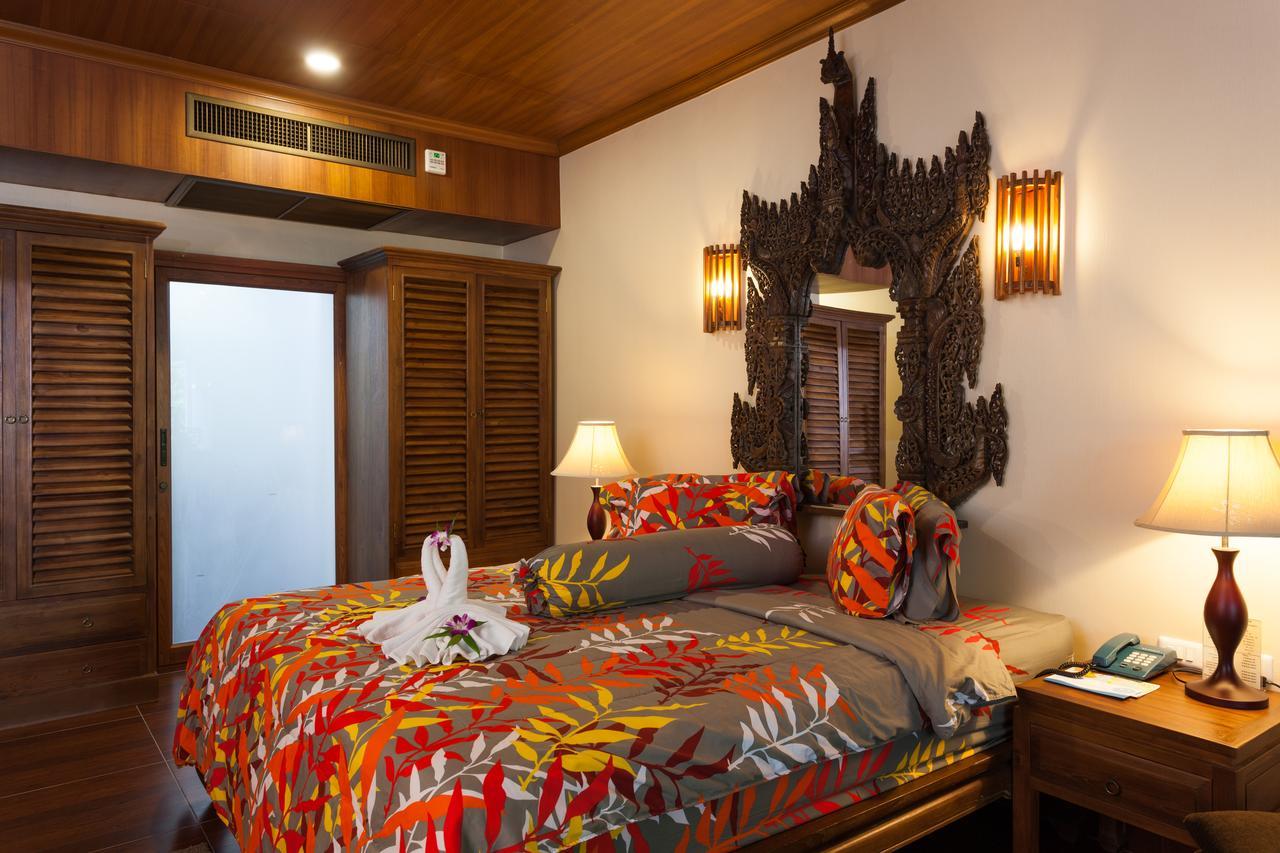 Tropica Bungalow Beach Hotel Patong Eksteriør billede